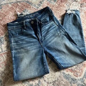 American Eagle Outfitters High Rise Blue Jeans